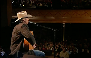 Alan Jackson singing